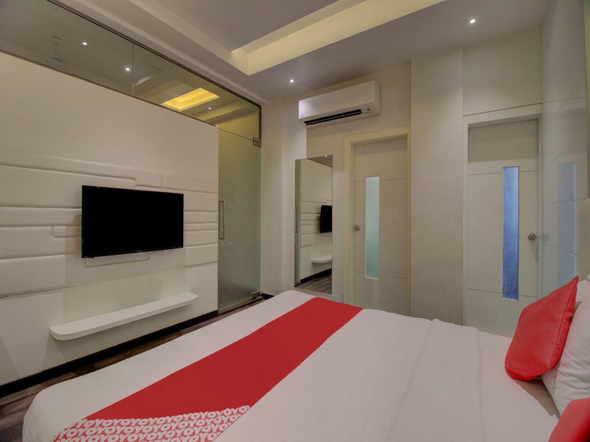Oyo 35844 Hotel Lotus Residency Sāngli Extérieur photo